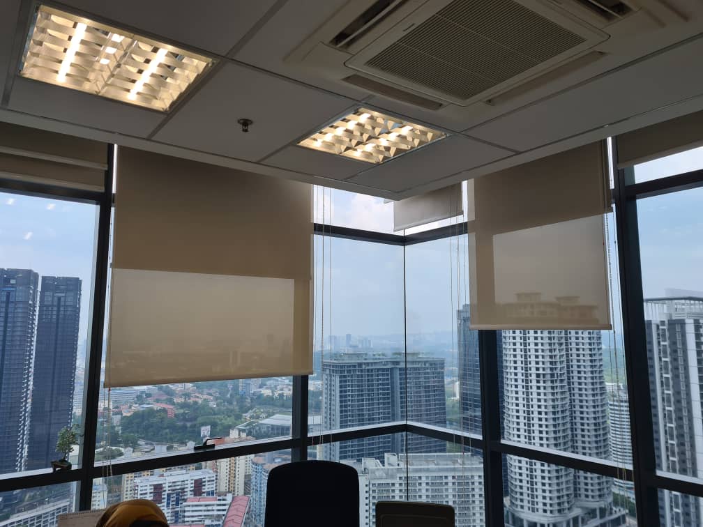 office roller sunscreen blinds