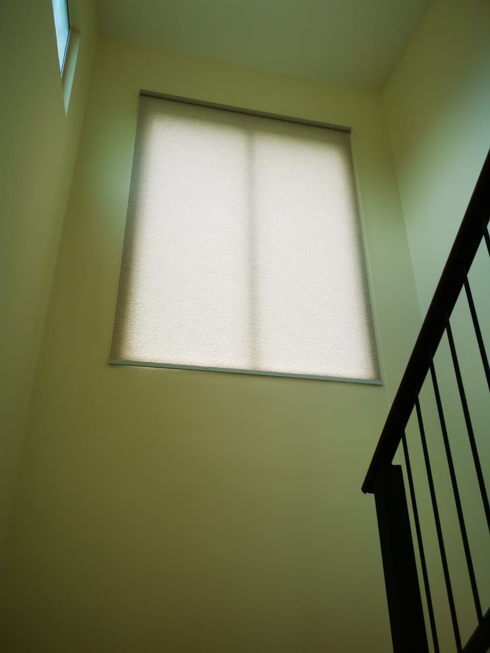 semi blackout roller blinds