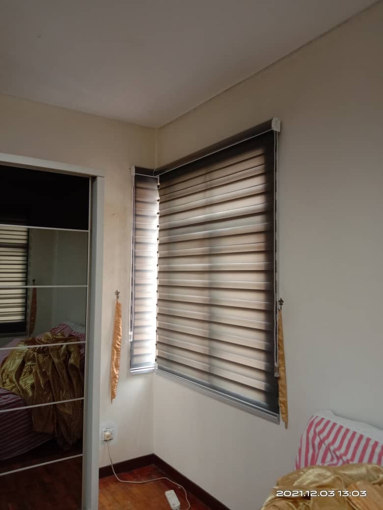 zebra blinds (Tisa 22) for bedroom