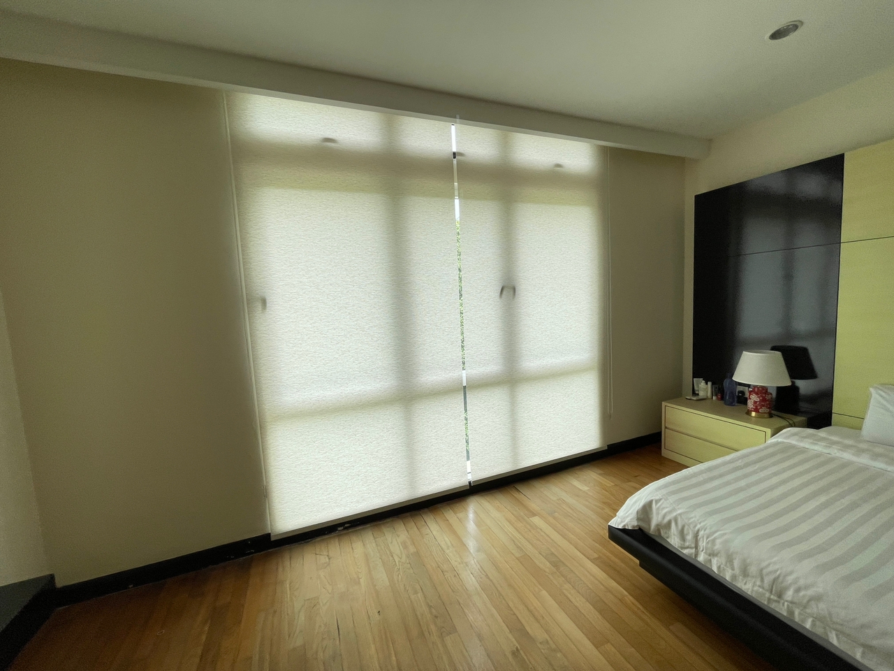 semi blackout roller blinds